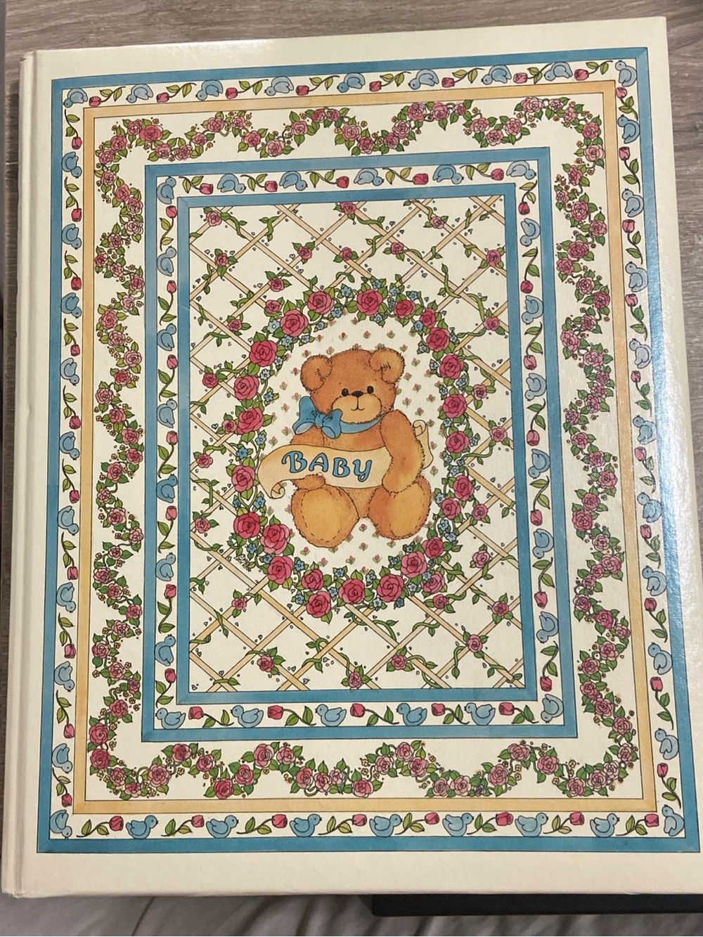Unused 1986 Gibson Lucy Rigg Bears Baby Book Album Vintage